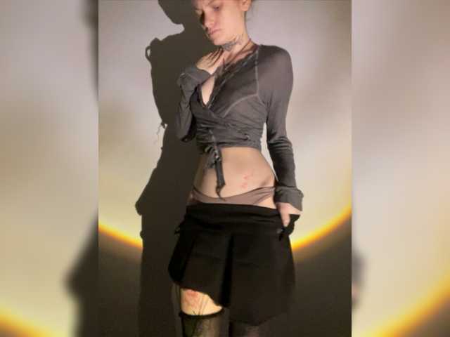 Capturi de ecran de difuzare Toninita