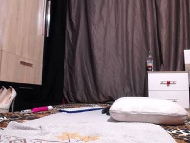 Capturi de ecran de difuzare TotalSlave4u