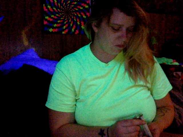 Fotografii Trashley420 RATE MY TITS! 1-10. plus u gotta tip me for every rate I get