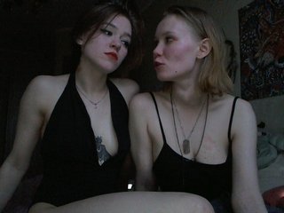 Capturi de ecran de difuzare TreshGirls