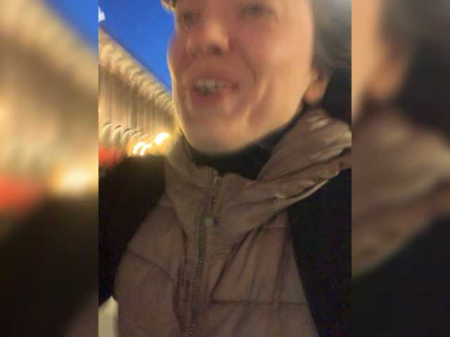 Capturi de ecran de difuzare TreshGirls