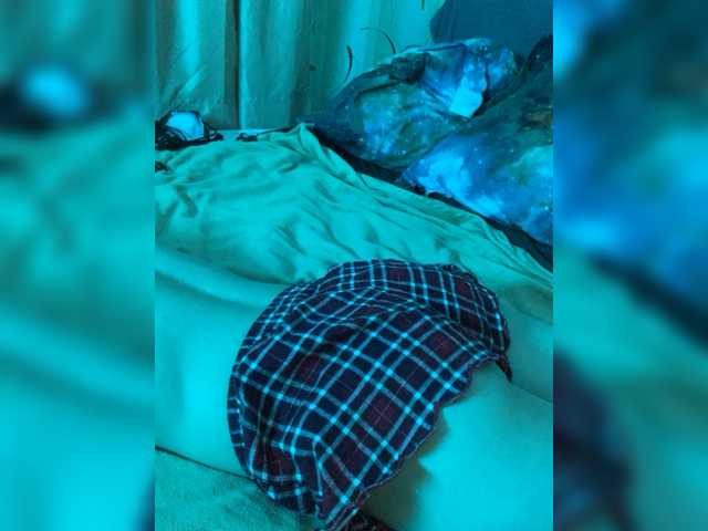 Capturi de ecran de difuzare TreshGirls