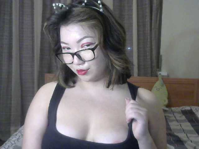 Capturi de ecran de difuzare trickyRita