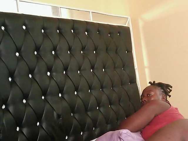 Capturi de ecran de difuzare trina94