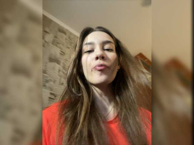 Capturi de ecran de difuzare Trofikkisa