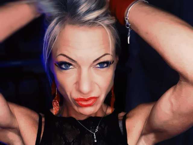 Fotografie a profilului TrophyMilf