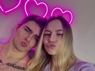 Chat video erotic TwinTurboCouple