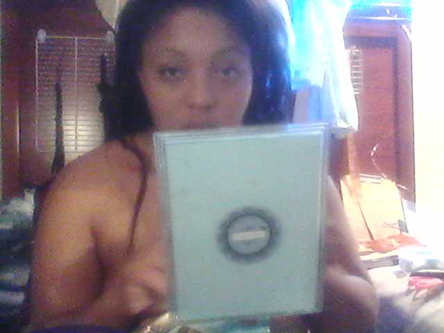 Capturi de ecran de difuzare tymeless271