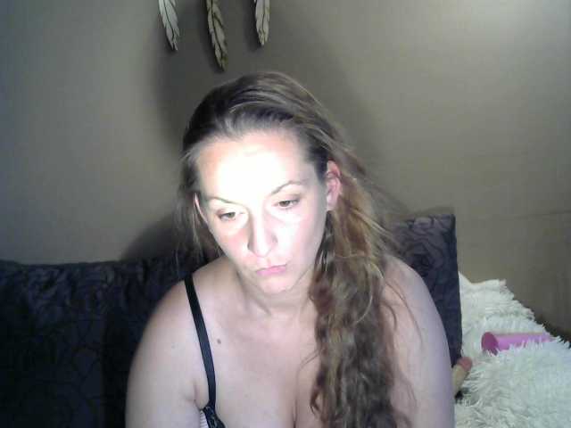 Capturi de ecran de difuzare TyraHash