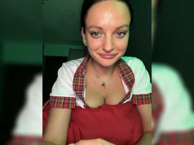 Capturi de ecran de difuzare Tytione