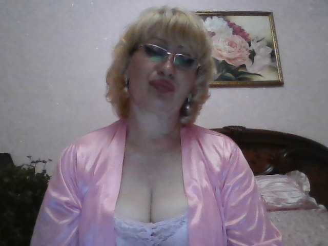 Fotografii _mamasita_ Greetings, my dears: * Welcome im my room. I will be glad to your attention and gifts :)