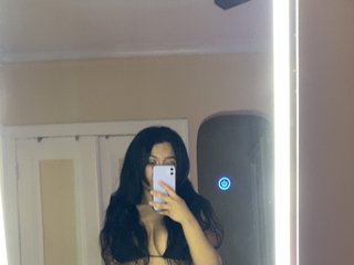 Chat video erotic UrinternetMJ