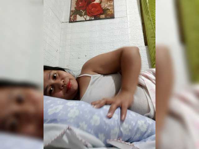 Capturi de ecran de difuzare urpinaygirl