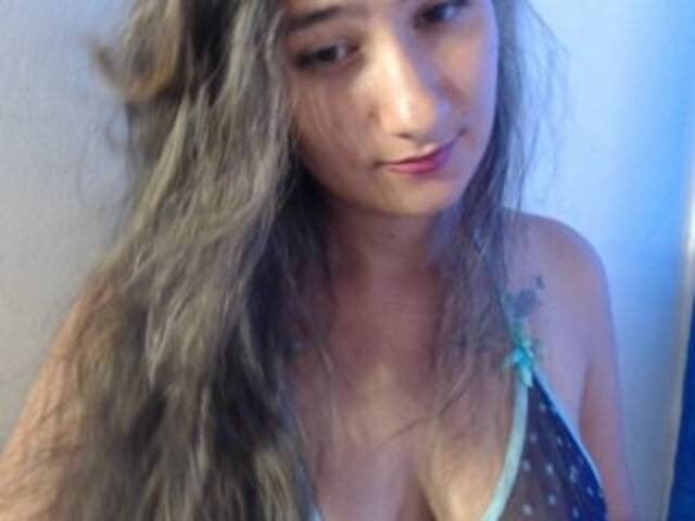 Capturi de ecran de difuzare vaalentiinaa