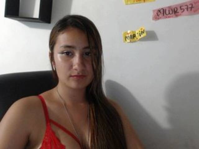 Capturi de ecran de difuzare vaalentiinaa