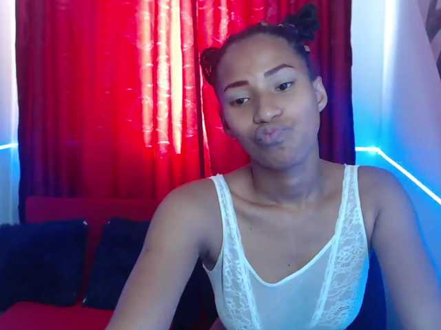 Capturi de ecran de difuzare VALENTINEDAVI