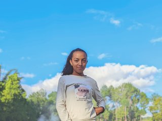 Chat video erotic Valisoa