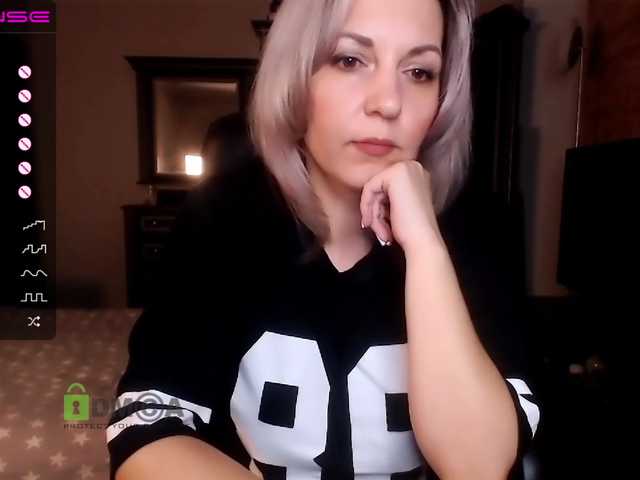 Capturi de ecran de difuzare VickiSecret