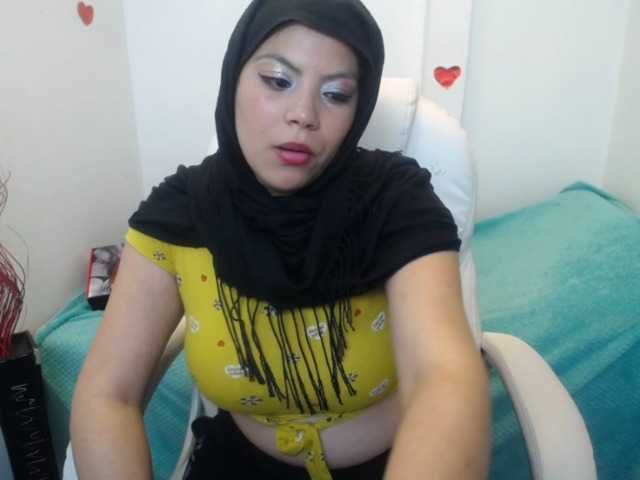 Capturi de ecran de difuzare vicky-hot