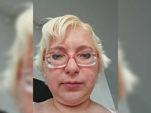 Capturi de ecran de difuzare Vika211
