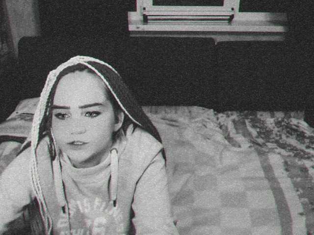 Capturi de ecran de difuzare VikiMax69