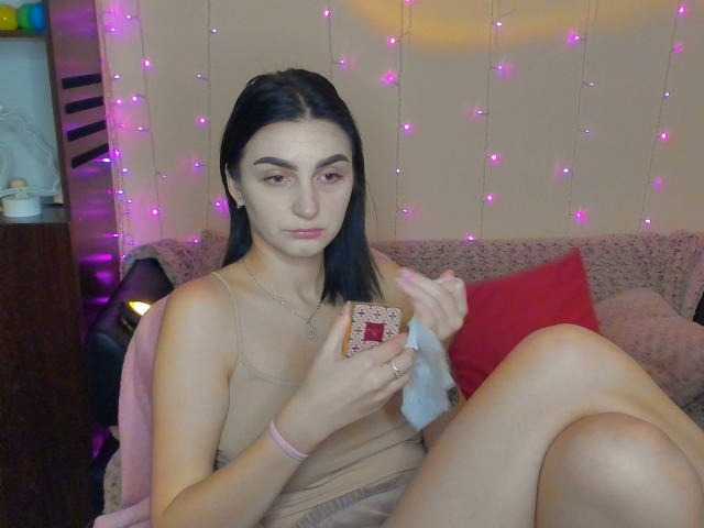 Capturi de ecran de difuzare ViktoriaSin