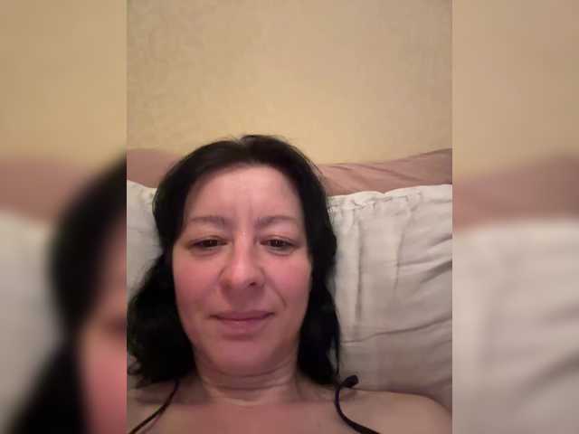 Capturi de ecran de difuzare VIKTORIAYb