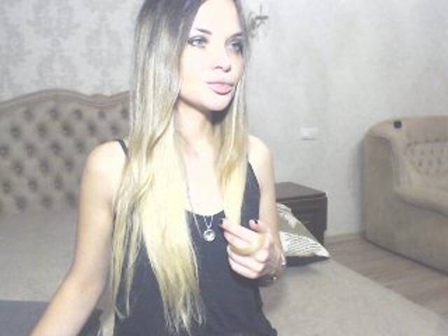 Capturi de ecran de difuzare Viktoriiyyaaa