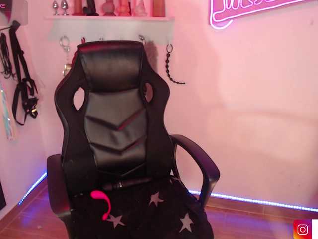 Capturi de ecran de difuzare violet-queen