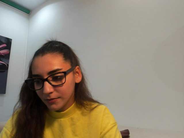 Capturi de ecran de difuzare violetmyers18