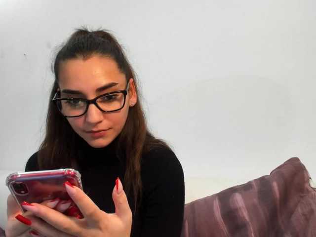 Capturi de ecran de difuzare violetmyers18
