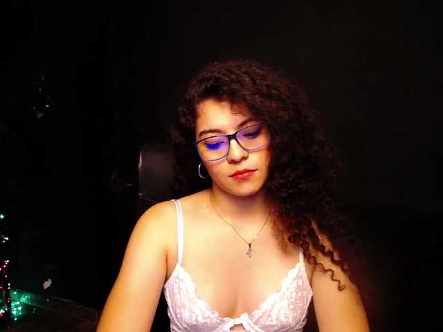 Capturi de ecran de difuzare violetscott1