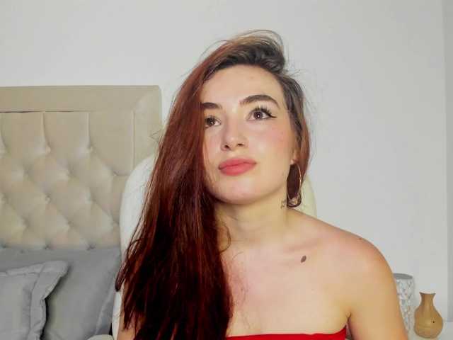 Fotografii violetwatson- Today I am very playful, do you want to come and try me! Goal: 1500 tokens