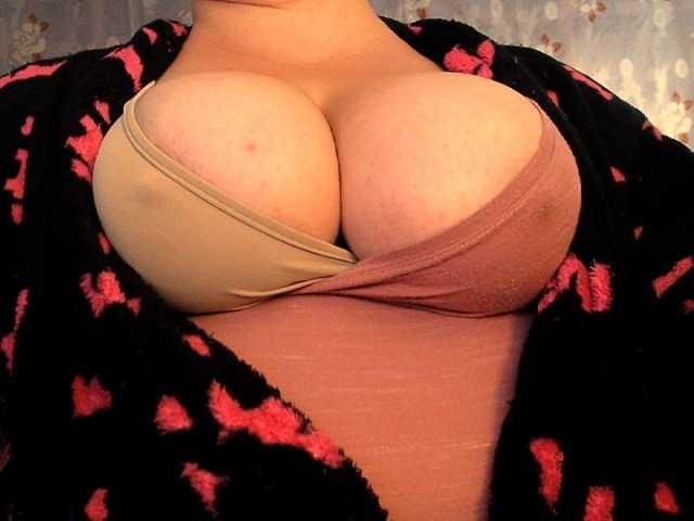 Capturi de ecran de difuzare VIPLLLaraVIP