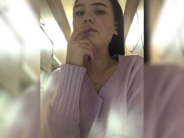 Capturi de ecran de difuzare Virtgirl