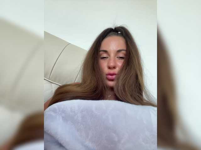 Capturi de ecran de difuzare __Baby__