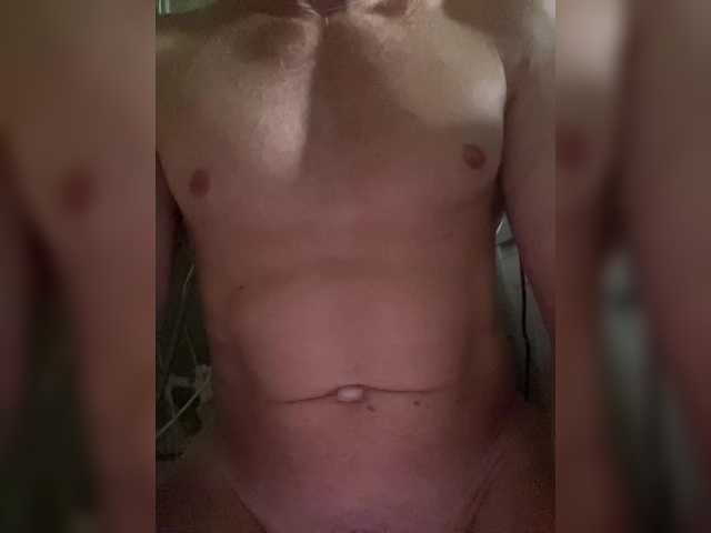 Capturi de ecran de difuzare LLoveboy