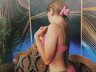 Chat video erotic WealthyMuse