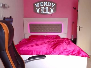 Fotografii wendy1981 1 tk is 1 spank 10tk pm 50 tk boobs 70 tk boobs in oil 75 tk ass 100 tk ass in oil 150 tk pussy flash 250 tk pussy play