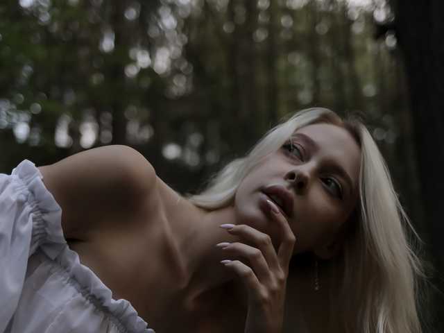Fotografie a profilului WhiteLisa