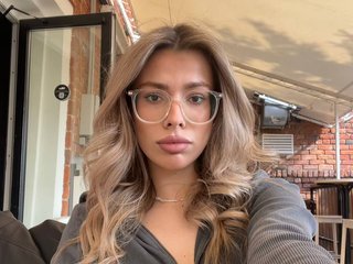 Chat video erotic WhoIsAmelia