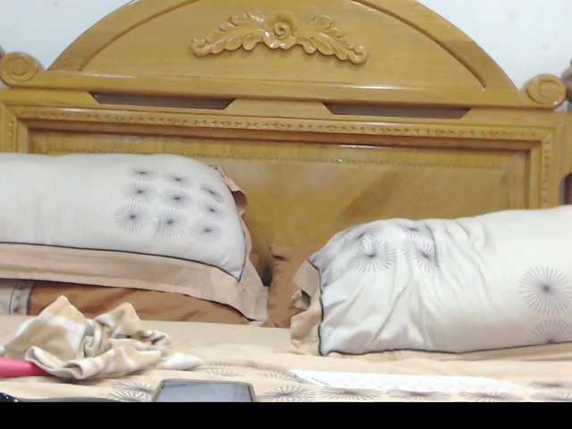 Capturi de ecran de difuzare WOMAN-SWEET