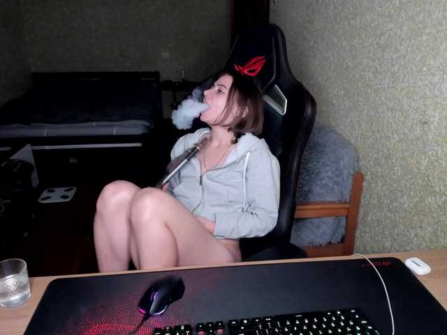 Capturi de ecran de difuzare WorldOfPink