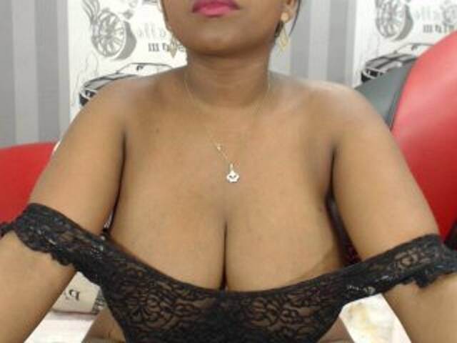 Capturi de ecran de difuzare Yaritzaxtyler