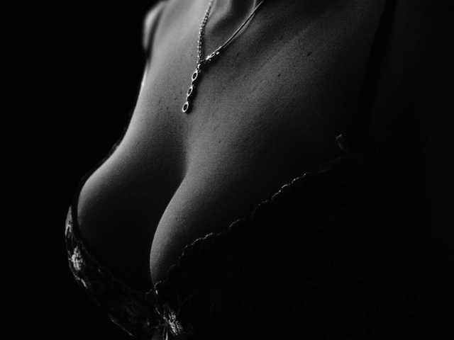 Fotografie a profilului Yeliana-Horny