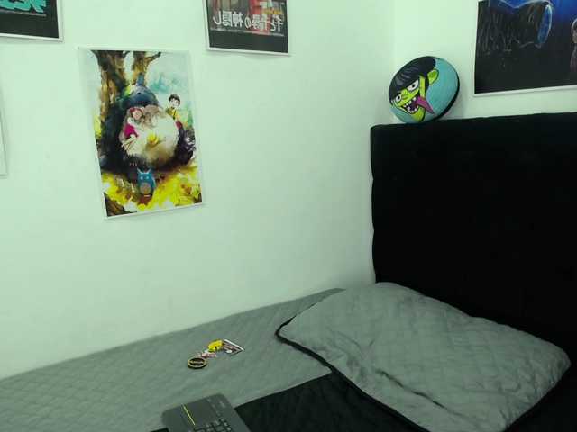 Capturi de ecran de difuzare Yelitzaa