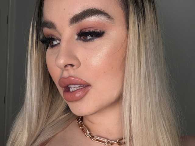 Fotografie a profilului YnnesBritney