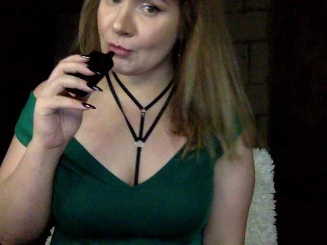 Capturi de ecran de difuzare YourBrattyBitch