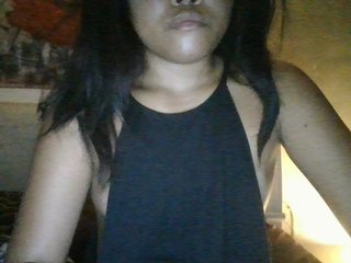 Capturi de ecran de difuzare YourGirl9