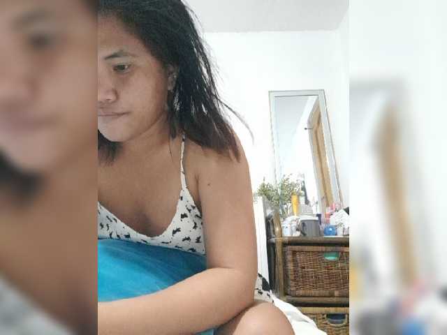 Capturi de ecran de difuzare YourGirl9